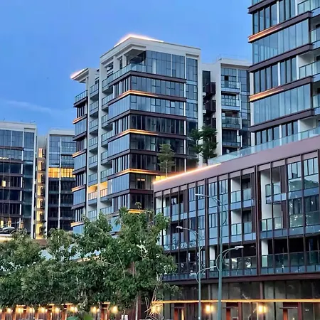 Metropole Hall River & City Views Right In Heart Of The City-3